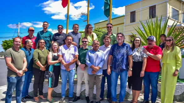 Vereadores de Pocinhos participam das solenidades de Emancipação Política e entrega de obras