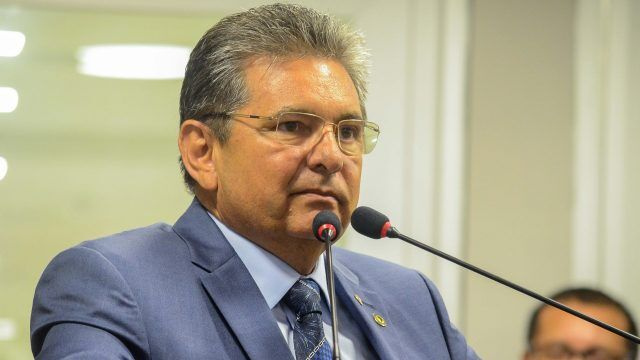 “De 0 a dez, a chance de Lucas vencer é três”, avalia Adriano Galdino sobre possível candidatura de Lucas Ribeiro em 2026